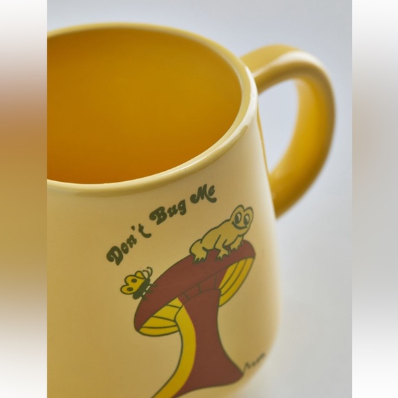 UO stoneware “don’t bug me” coffee mug - Picture 6 of 8